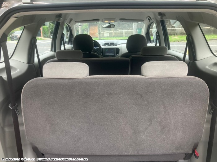 Chevrolet SPIN LTZ 1.8 7 LUGARES 2014/2014